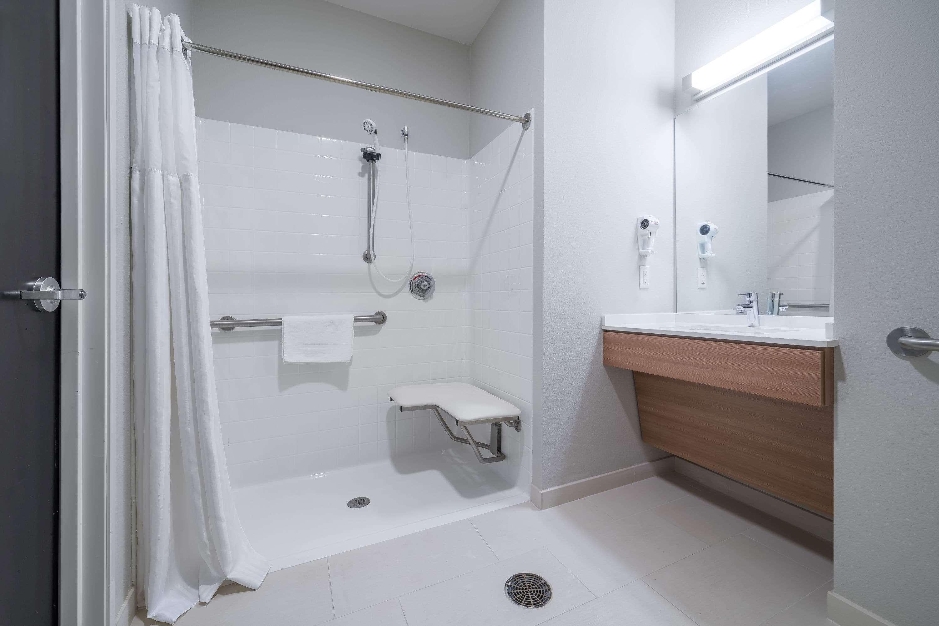 Microtel Inn & Suites By Wyndham Moorhead Fargo Area Ngoại thất bức ảnh